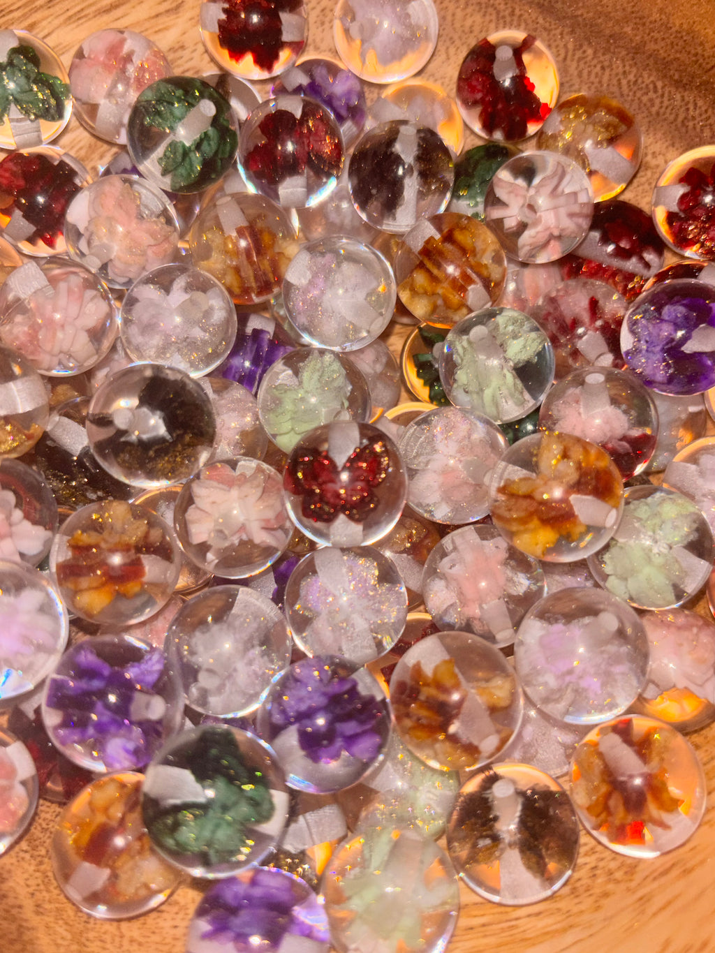 Butterfly Resin - 16mm (10pcs)
