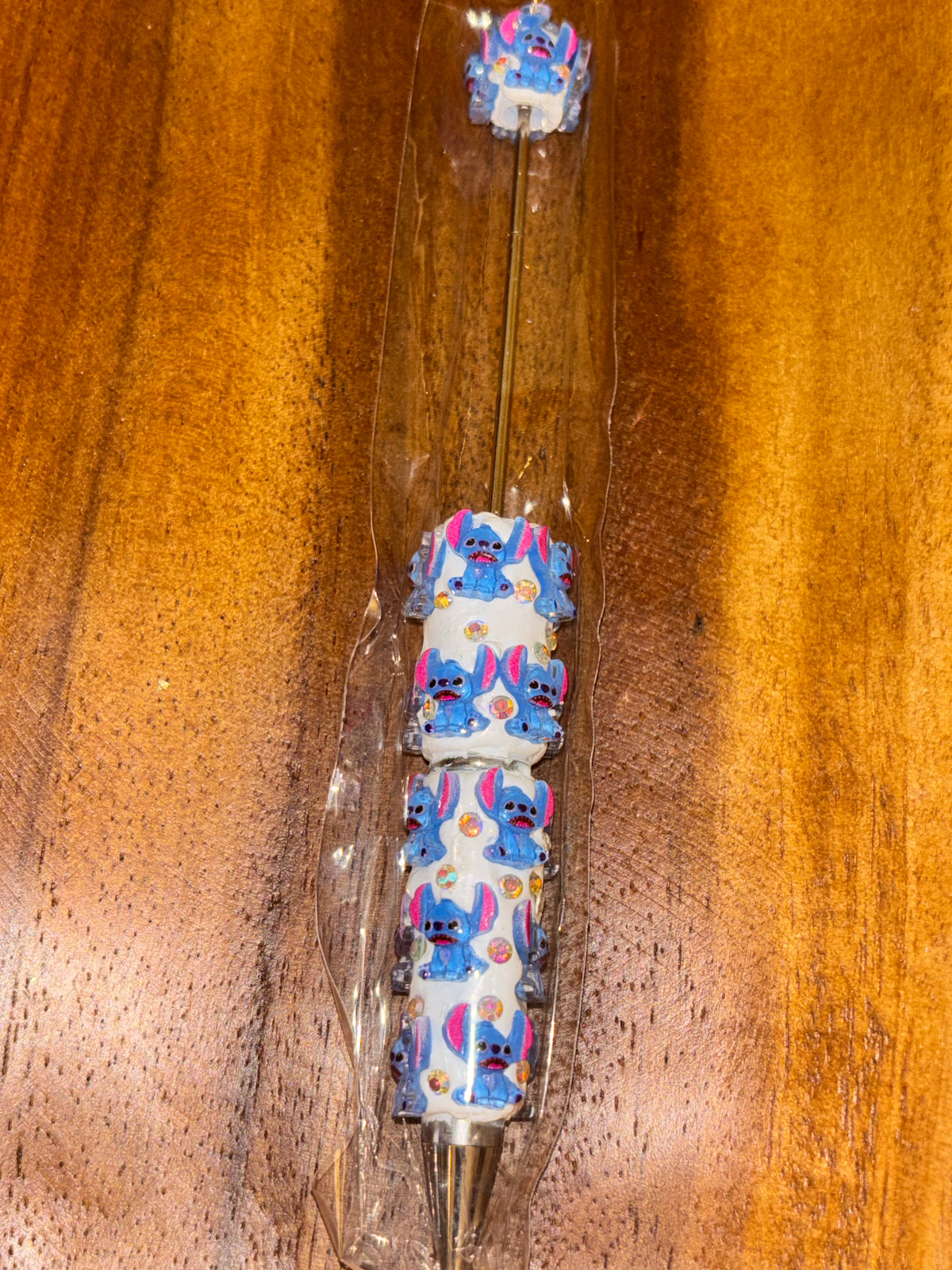 Stitch Blue Character White Sparkle Collage - Pen