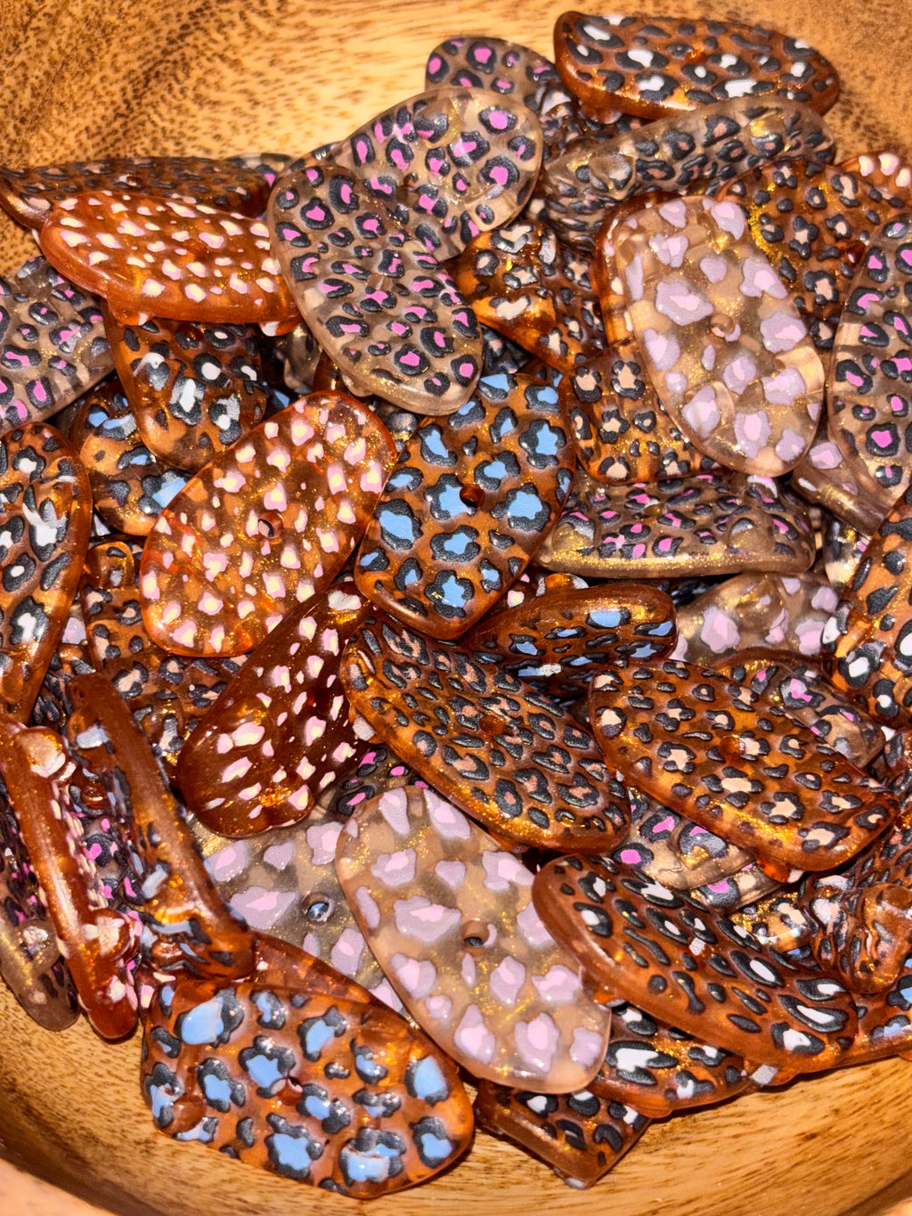 Leopard Skateboard Beads (5pcs)