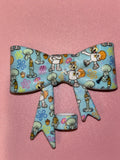 Sandy Cheeks & Squidward Blue Undersea Flowers - Bow