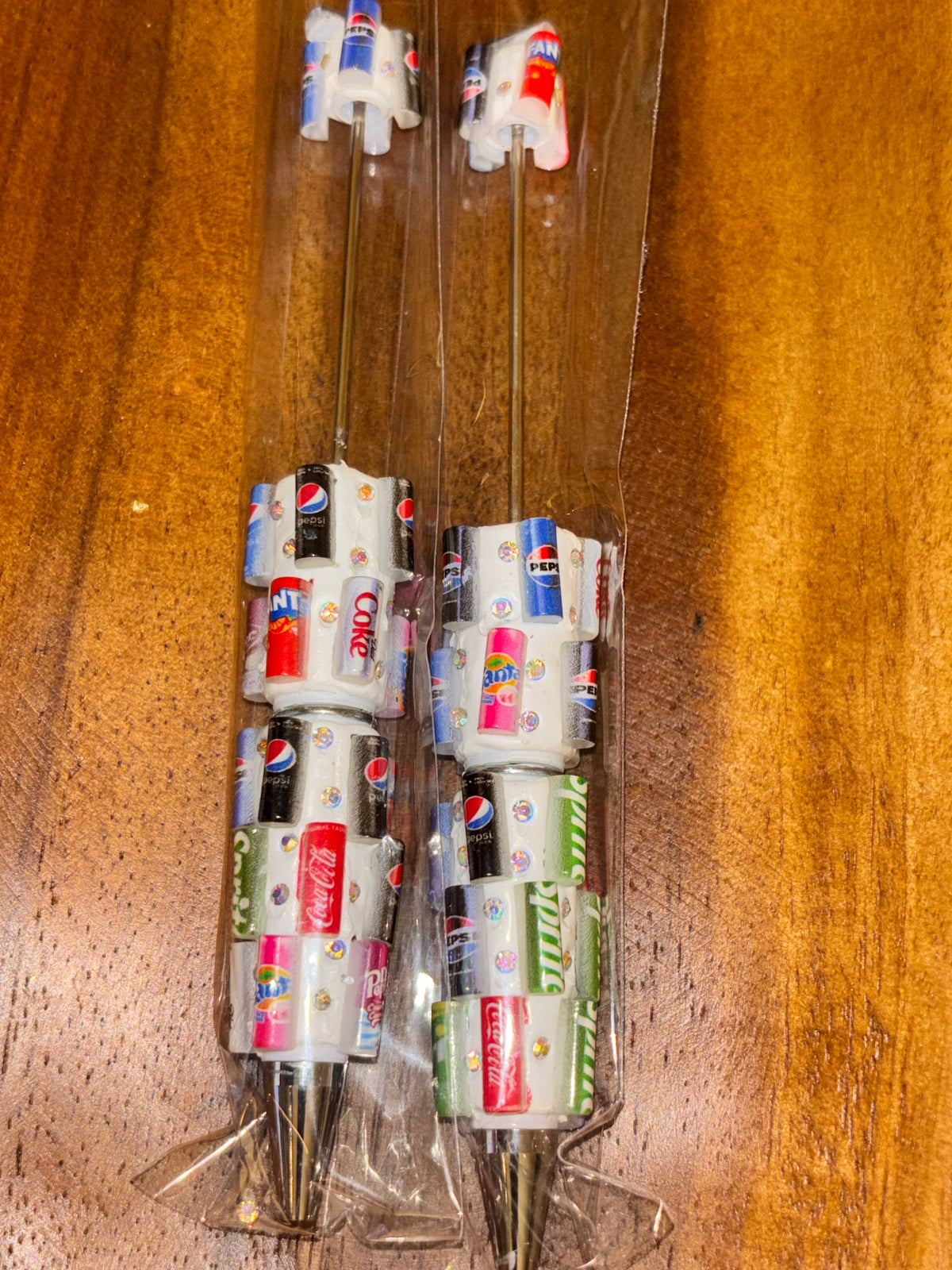 Mixed Soda Cans White Sparkle - Pen