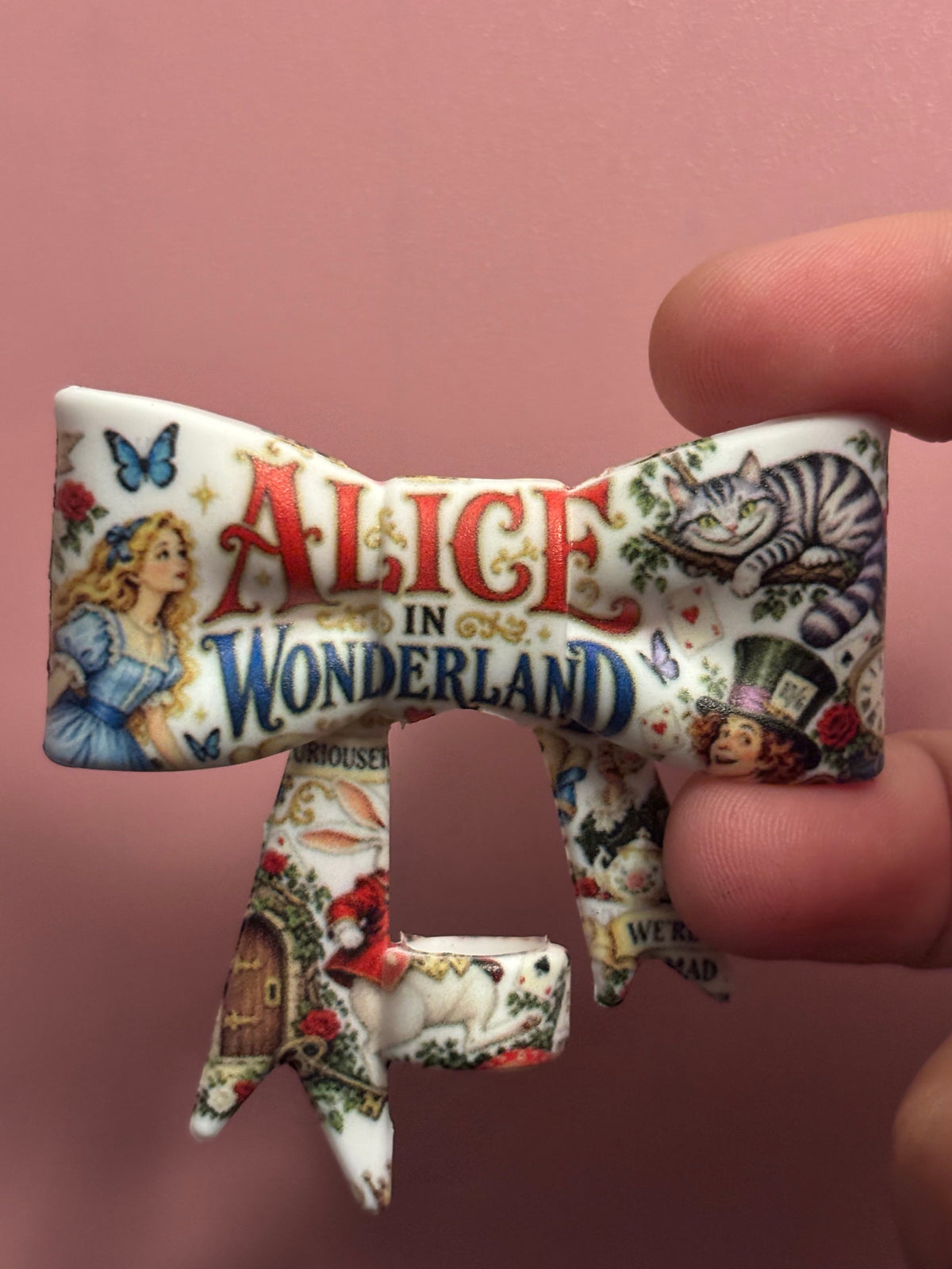Alice in Wonderland Big Letters - Bow